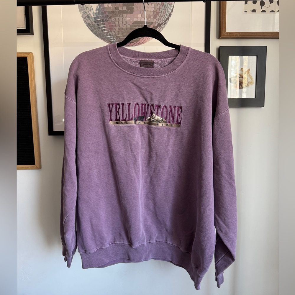 VINTAGE YELLOWSTONE SWEATSHIRT